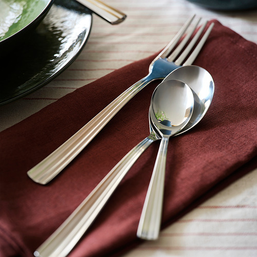 SJUGÄLSHAJ, 24 dalių stalo įrankių rinkinys