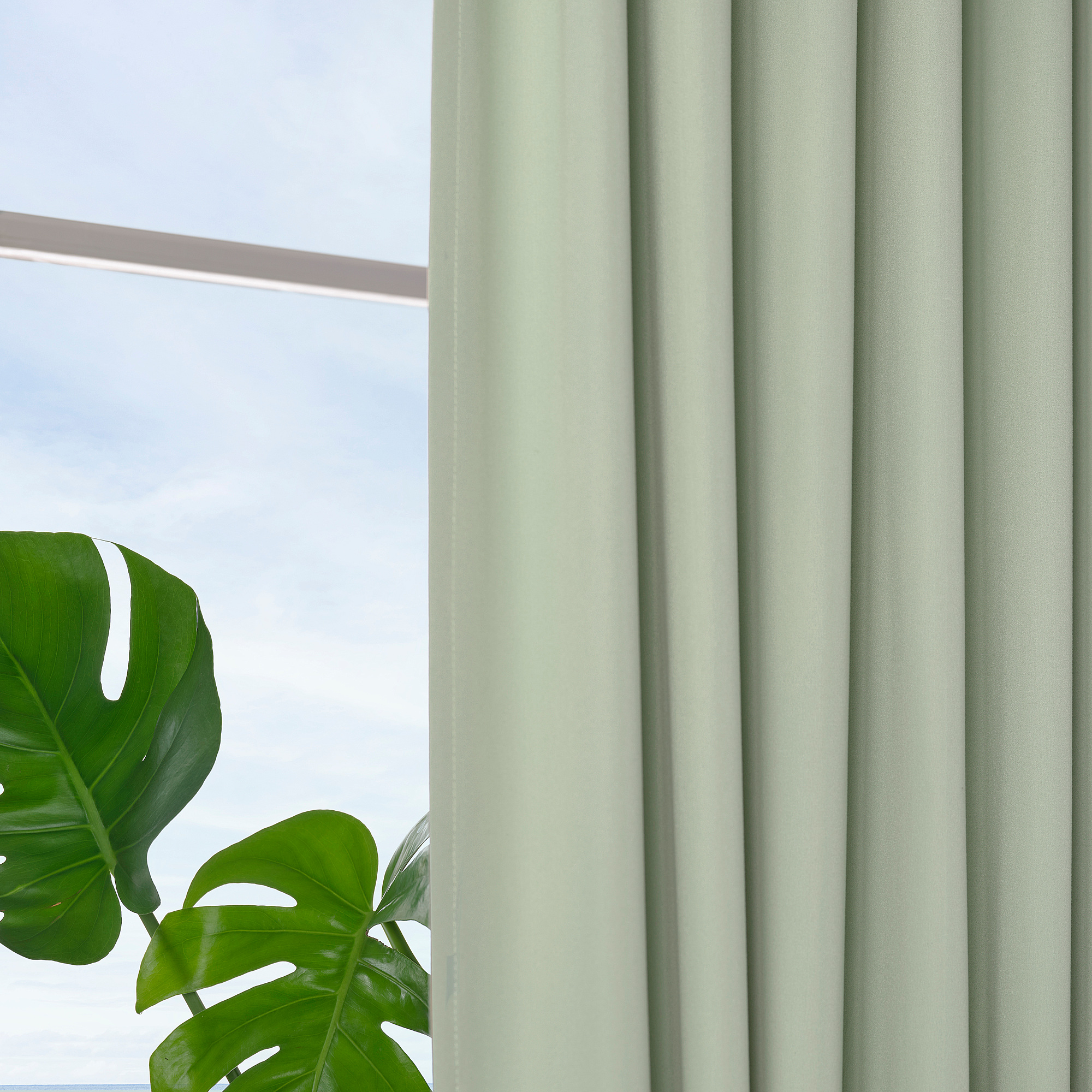 BENGTA block-out curtain, 1 piece green/with heading tape