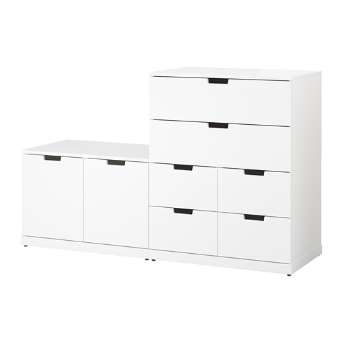 NORDLI komoda su 8 stalčiais