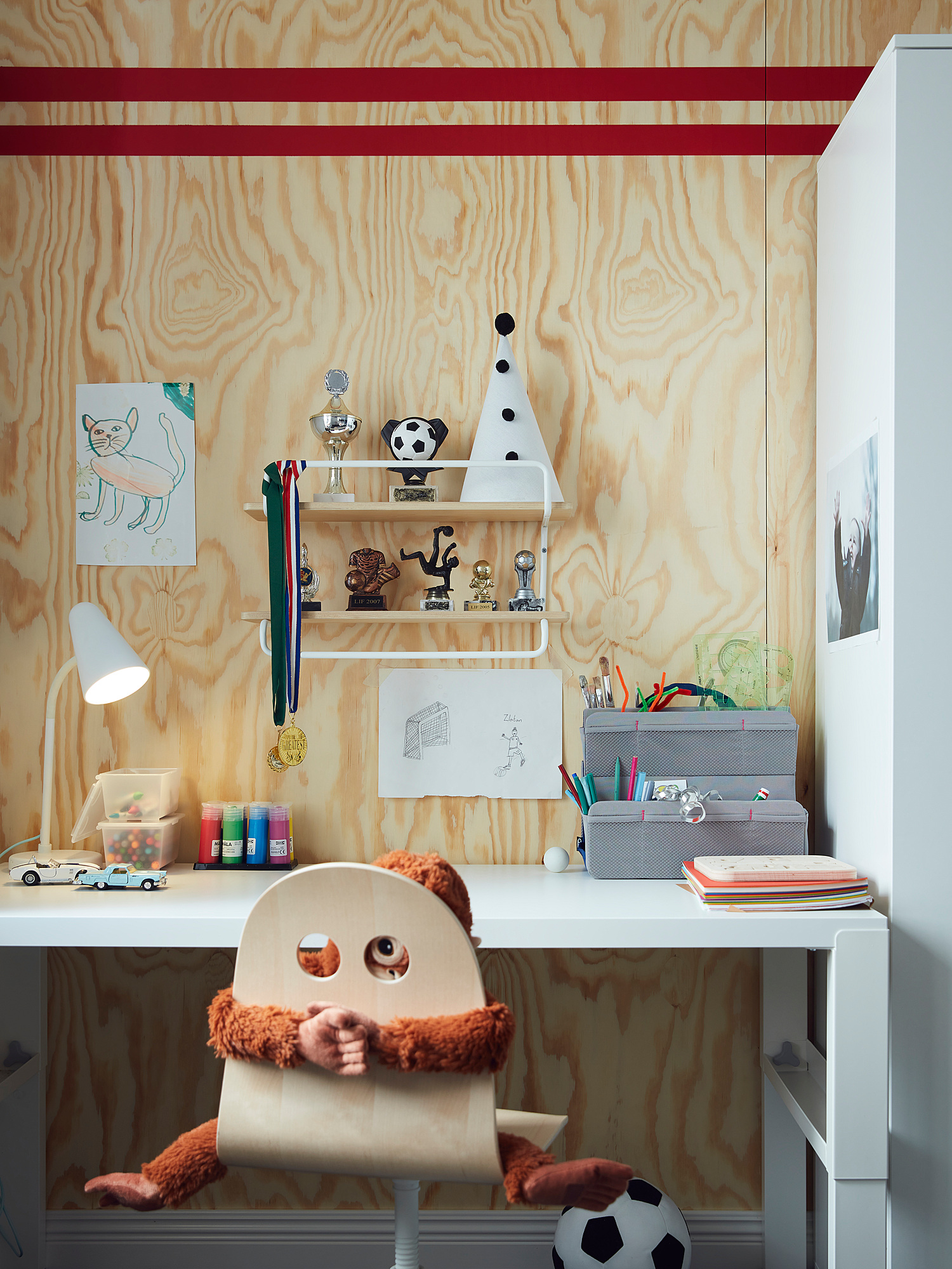 SPORTSLIG wall shelf for trophies white/birch 50x30 cm IKEA Latvija