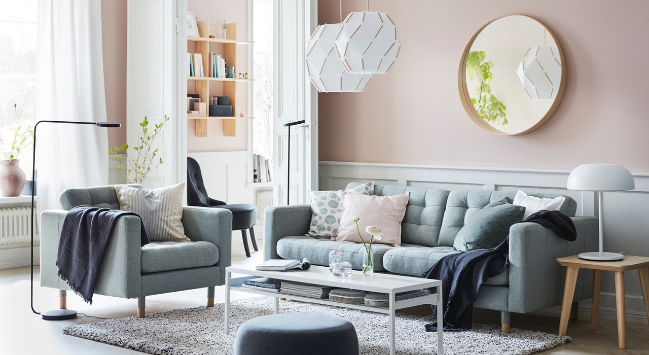 What makes the first impression of your home? image 1