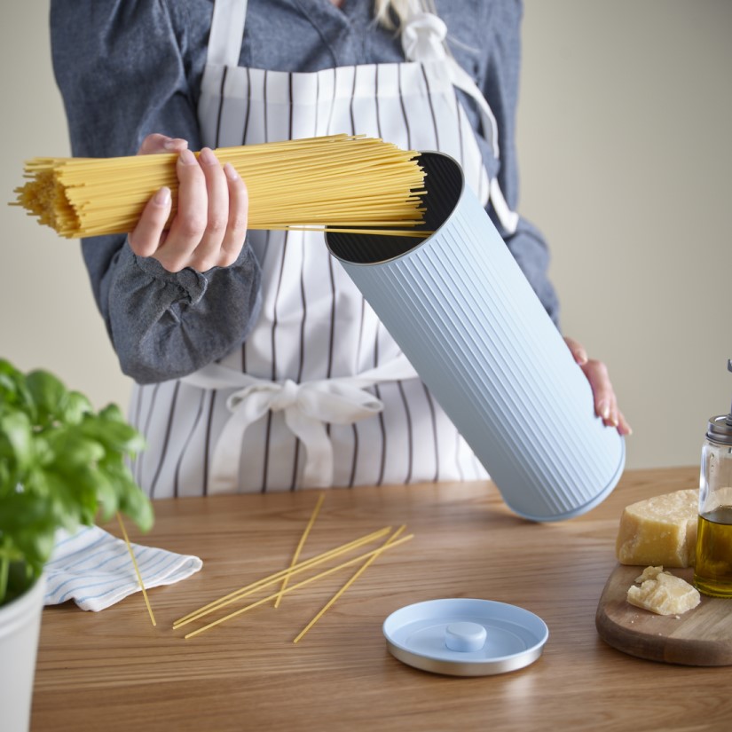 Cooking & serving image 1