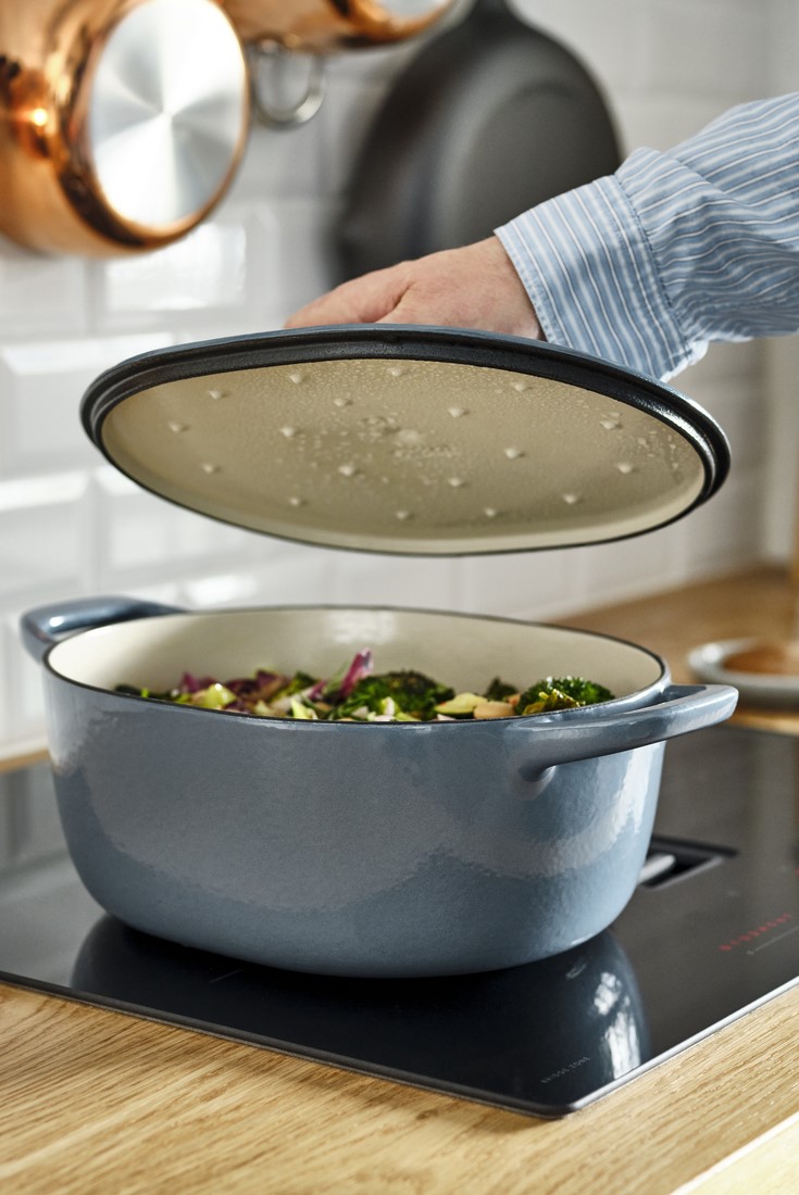 Cooking & serving image 1
