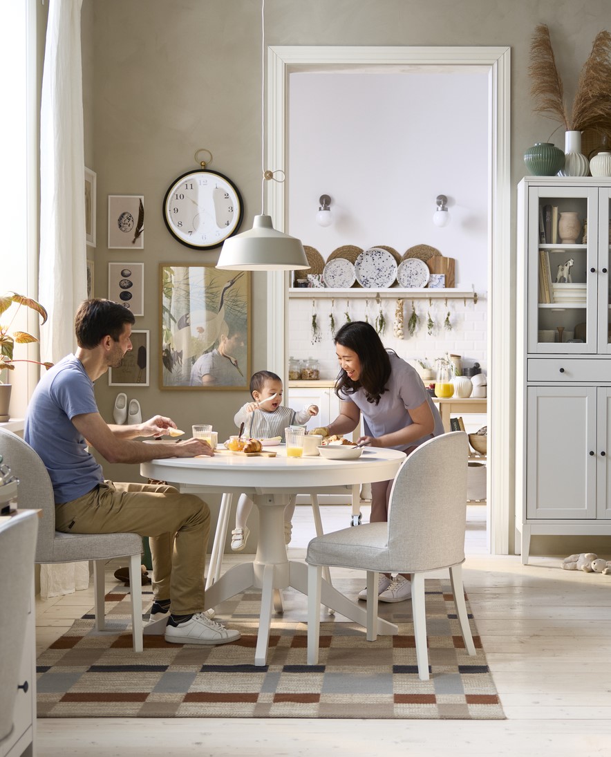 Dining room image 1