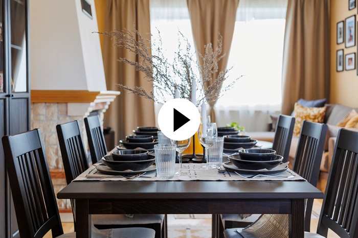 Televizijos laida apie interjero pokyčius, kurios metu sena svetainė su valgomuoju virsta šiuolaikiška, šviesia erdve asmeniniam poilsiui. Laidoje dalyvauja namų savininkė, vedėjas ir IKEA interjero dizainerės.